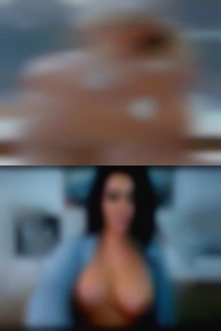 Both bi mature swingers couple.